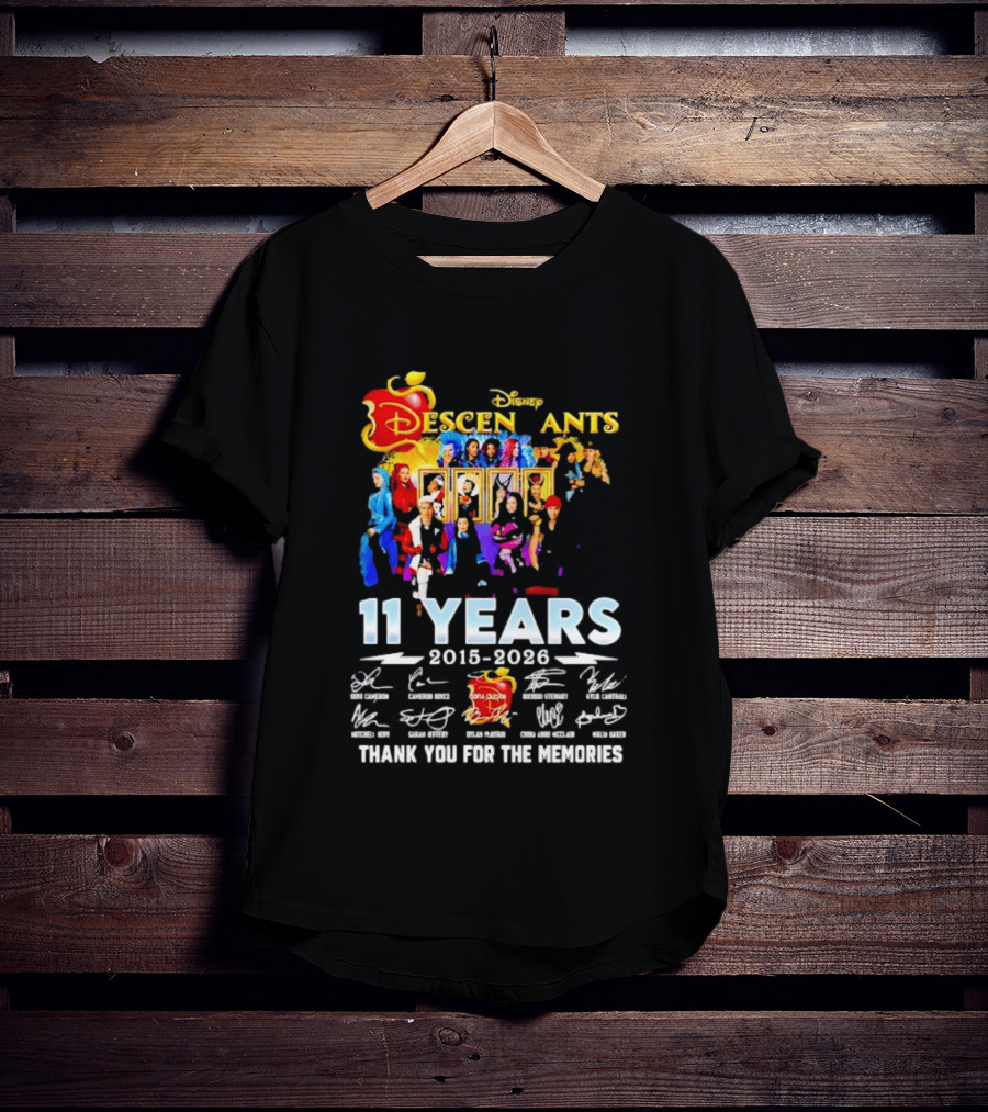 Disney Descendants 11 Years 2015 2026 Thank You For The Memories Signatures T-Shirt