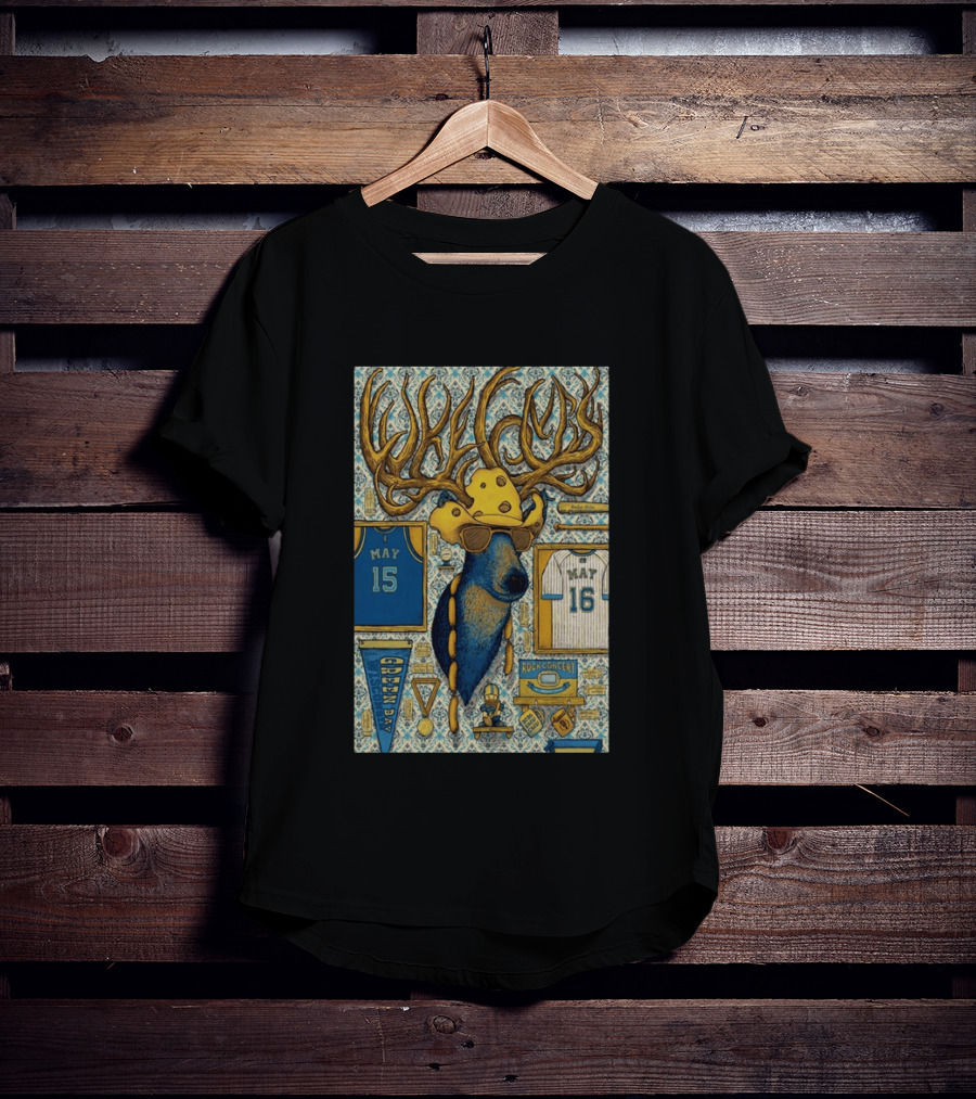 Luke Combs May 15 16 Green Bay Lambeau Field Rock Concert Decor T-Shirt