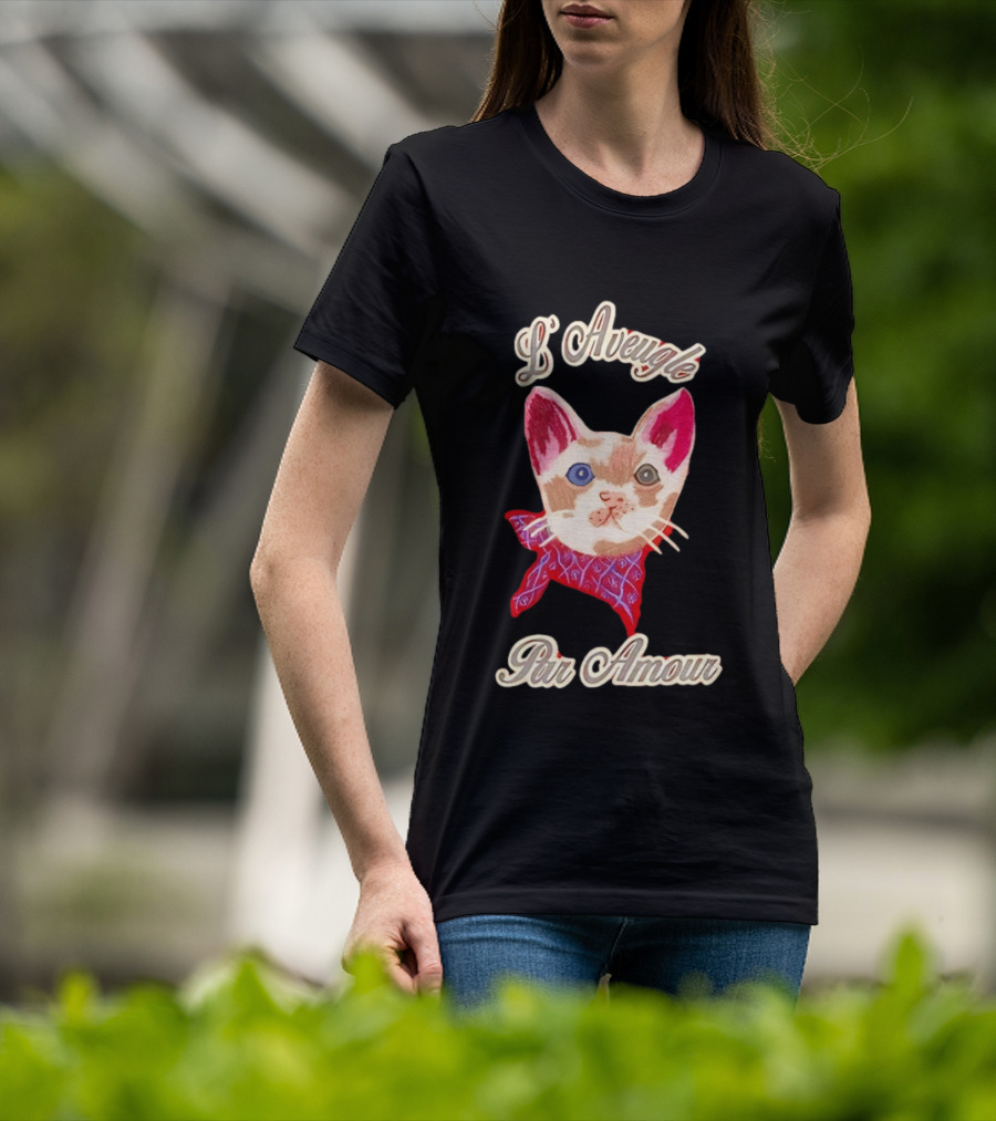 L'Aveugle Par Amour Cute Cat With Red Bandana T-Shirt