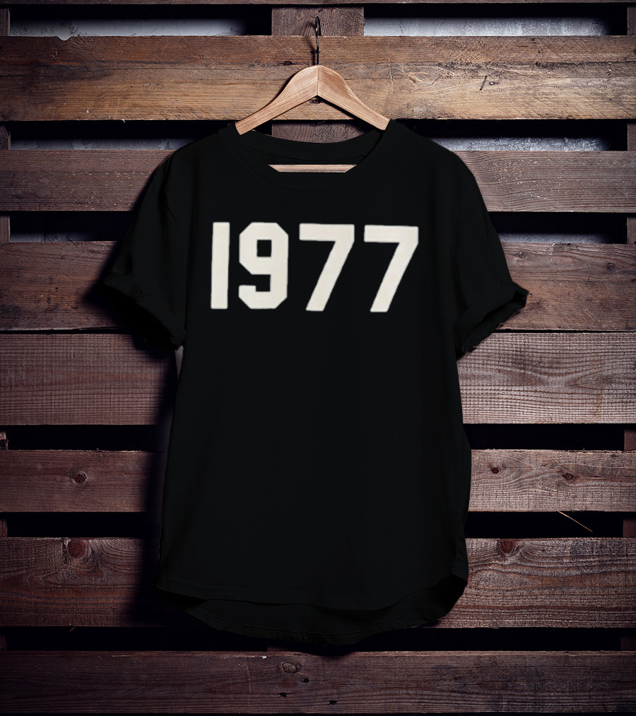 Tom Hardy 1977 T-Shirt