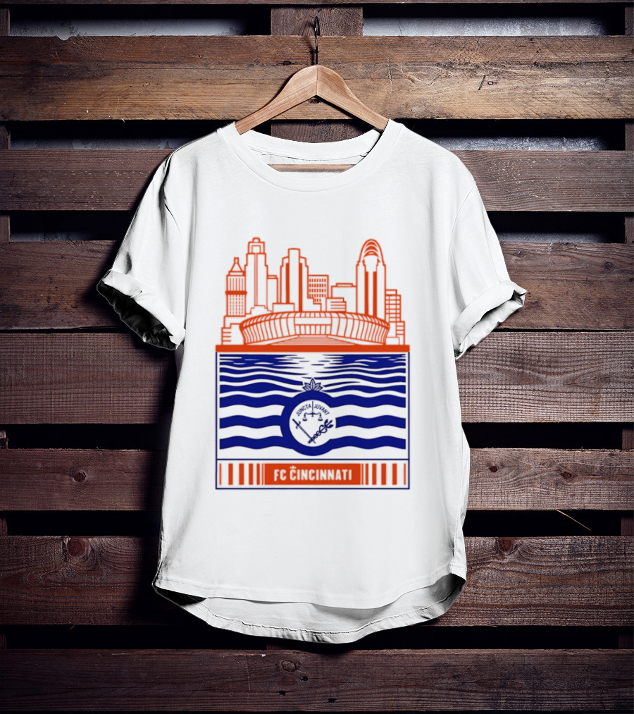 FC Cincinnati Stadium Skyline With River Flag T-Shirt