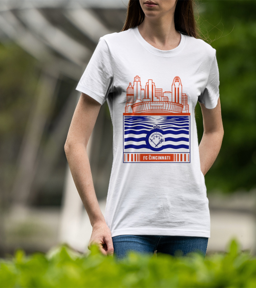 FC Cincinnati Stadium Skyline With River Flag T-Shirt