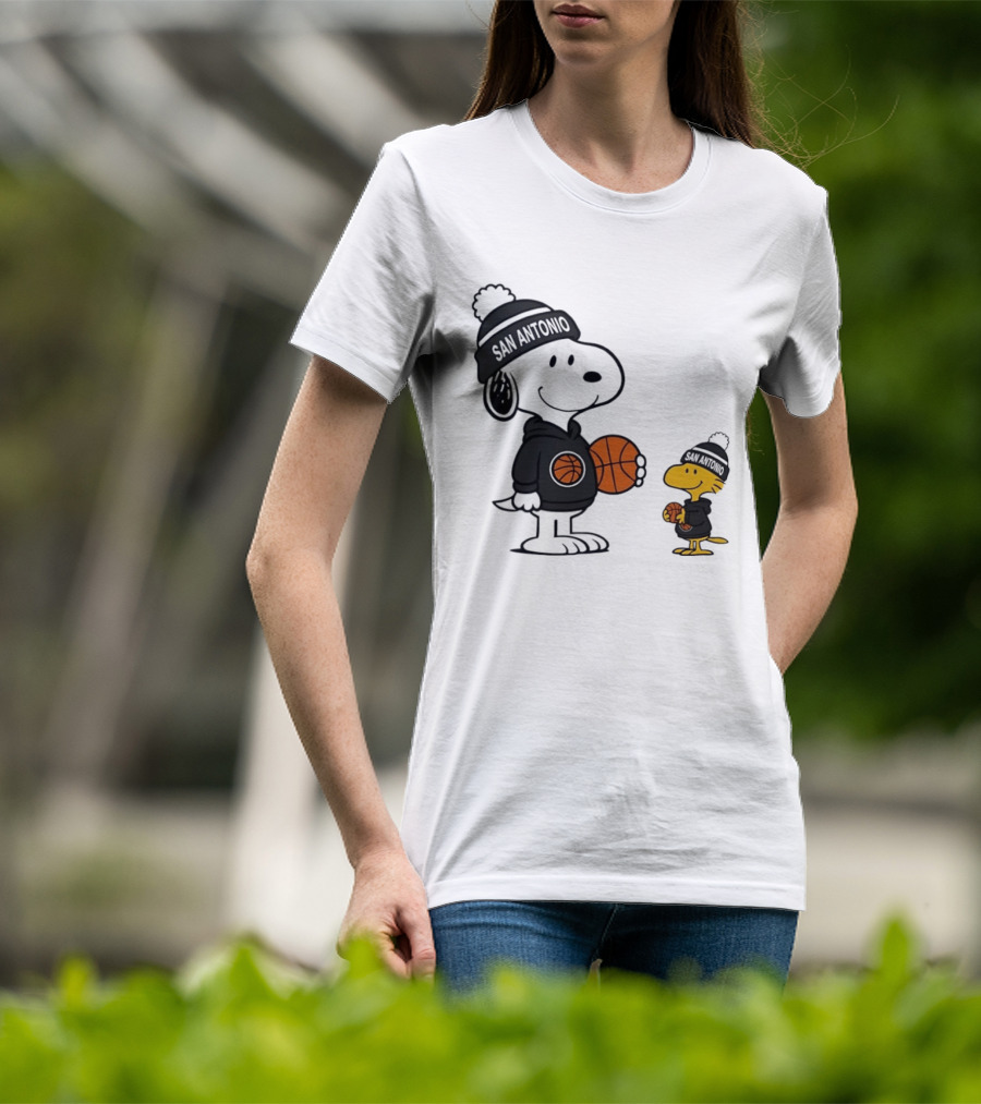 Snoopy And Woodstock Basketball Fans San Antonio Beanies T-Shirt