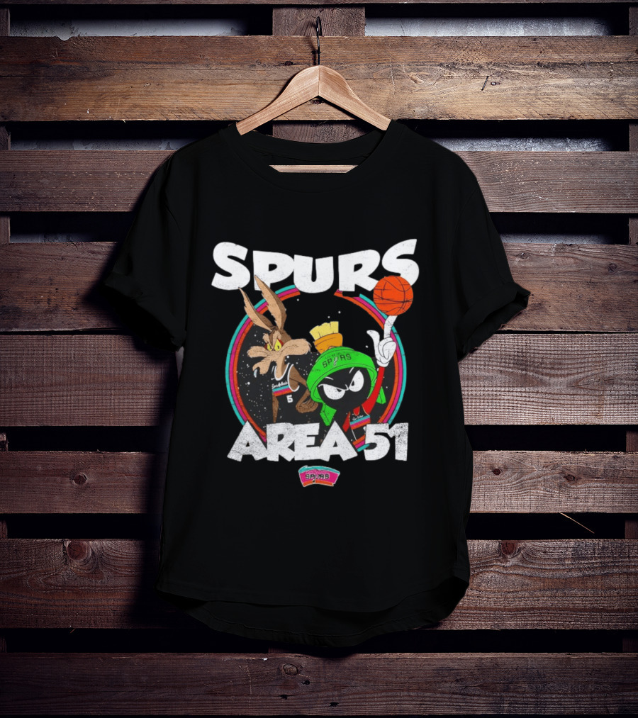 San Antonio Spurs Area 51 Looney Tunes Crossover With Marvin The Martian And Wile E. Coyote Basketball T-Shirt