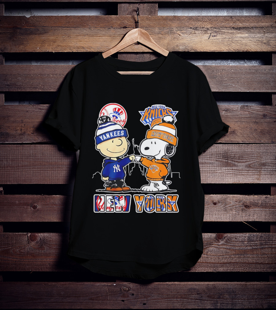 New York Yankees New York Knicks Charlie Brown Snoopy T-Shirt
