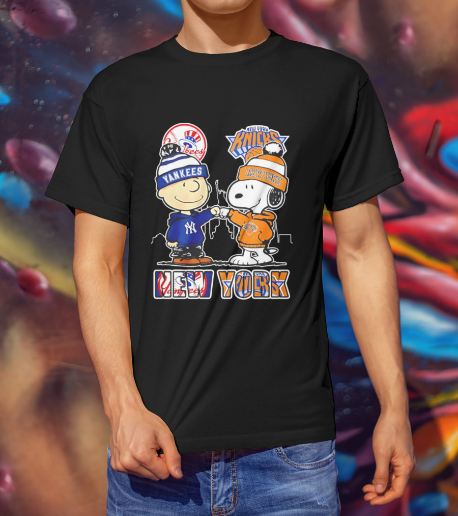 New York Yankees New York Knicks Charlie Brown Snoopy T-Shirt