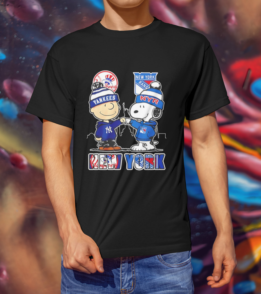 New York Yankees Vs Rangers Charlie Brown Snoopy Fan Gear T-Shirt