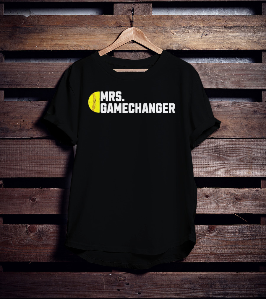 Mrs. Gamechanger Softball Baseball Enthusiast Athlete Lover Fitness Sports T-Shirt