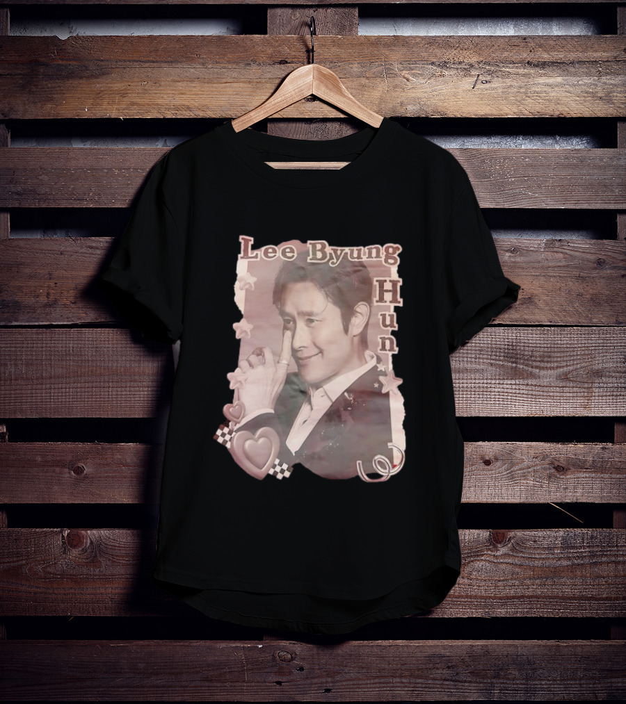Lee Byung Hun Retro Aesthetic With Stars And Hearts T-Shirt