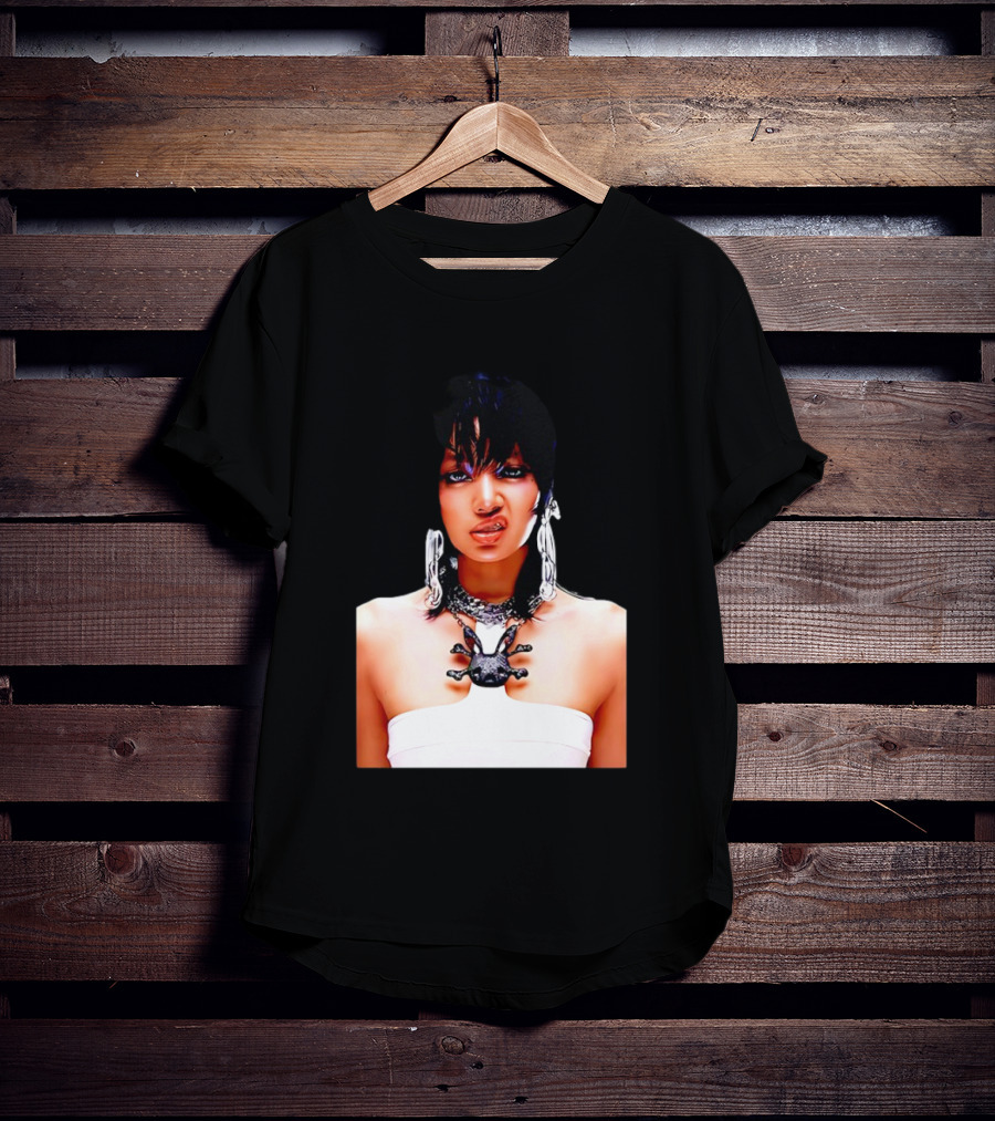 Lisa Rockstar Blackpink V1 Necklace And Earrings T-Shirt