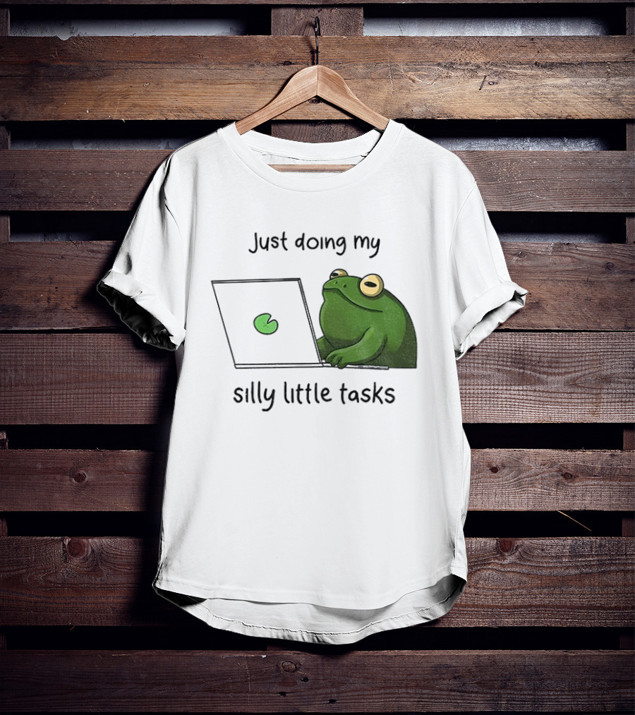 Silly Frog Doing My Little Tasks Playful Green T-Shirt
