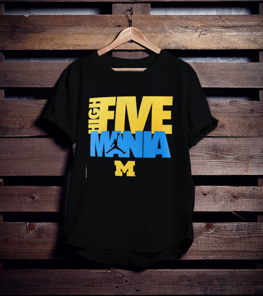 Michigan Wolverines High Five Mania M T-Shirt
