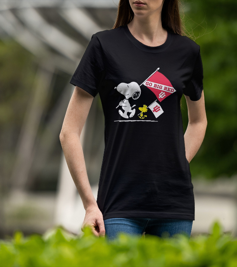 Snoopy Woodstock Go Big Red Indiana Hoosiers Flag T-Shirt