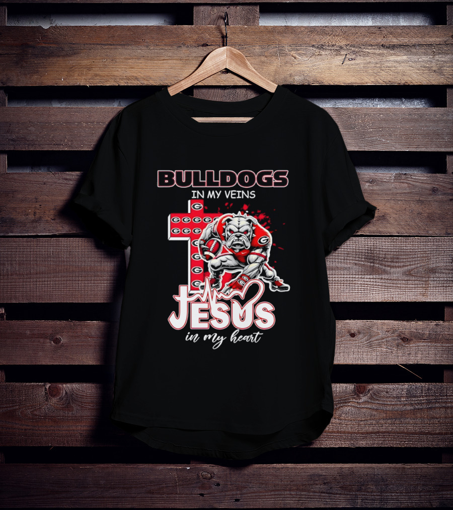 Bulldogs In My Veins Jesus In My Heart Cross Shape T-Shirt