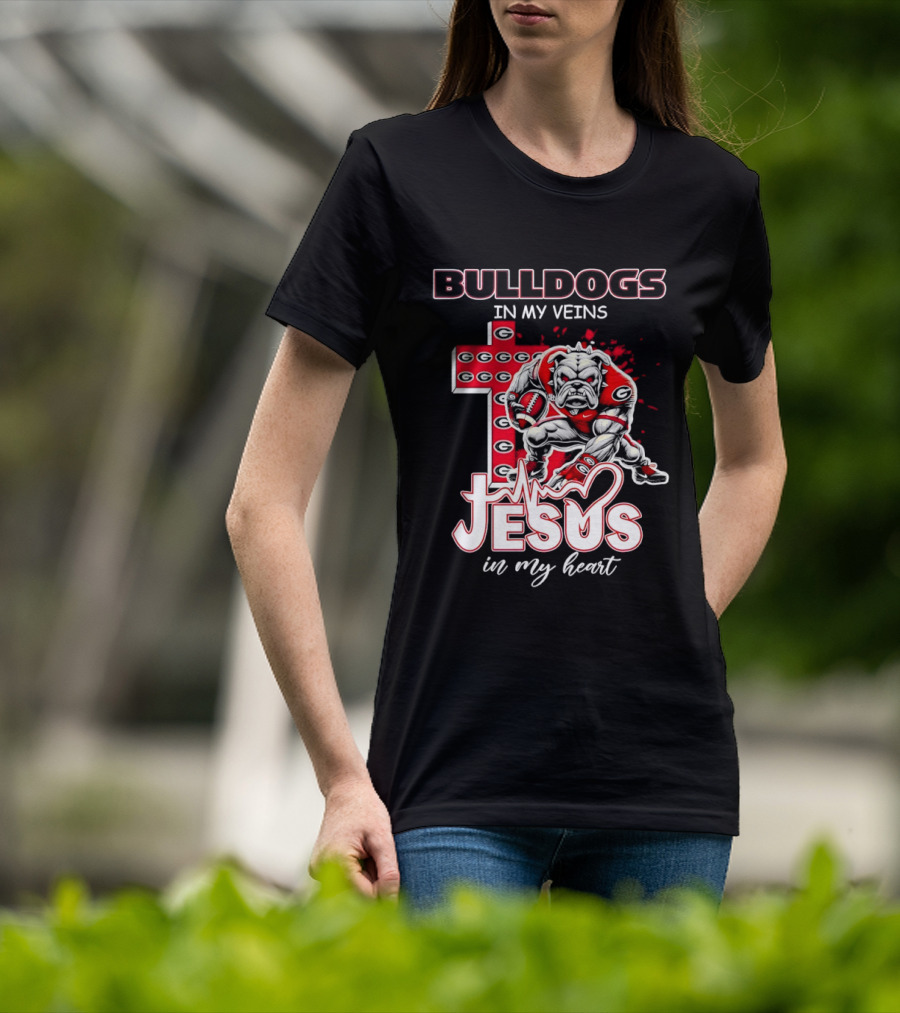 Bulldogs In My Veins Jesus In My Heart Cross Shape T-Shirt