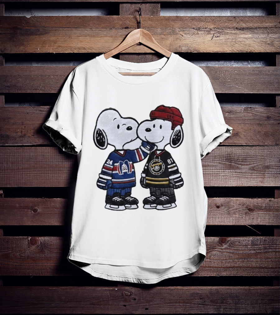 Snoopy Shane Hollander Kissing Ilya Rozanov Hockey LGBT Peanuts Charlie Brown Ice Hockey Romance Cartoon T-Shirt