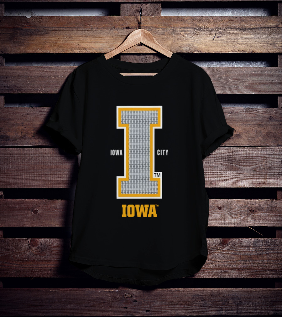 Iowa Hawkeyes Football NCAA Iowa City I T-Shirt