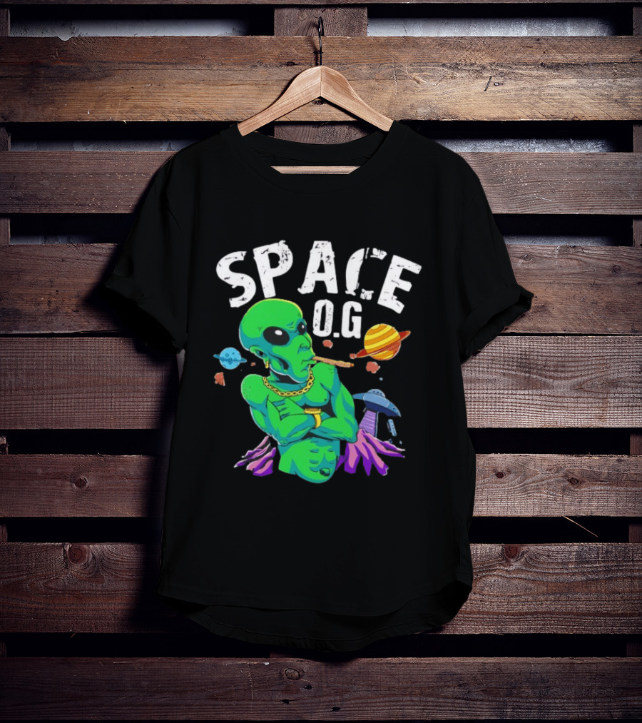 SPACE O.G. Alien Smoking Planets UFO Chain T-Shirt