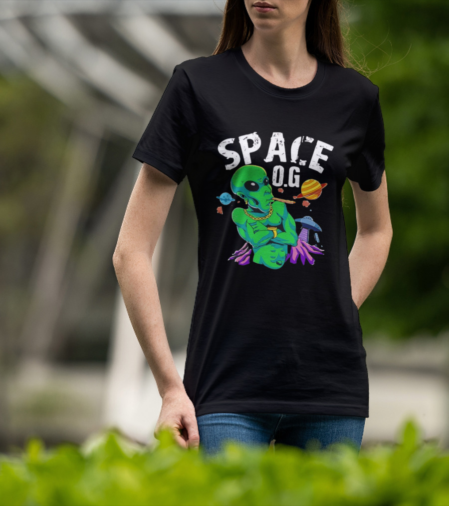 SPACE O.G. Alien Smoking Planets UFO Chain T-Shirt