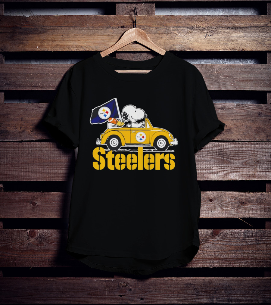 Pittsburgh Steelers Snoopy Woodstock Driving Yellow Car T-Shirt
