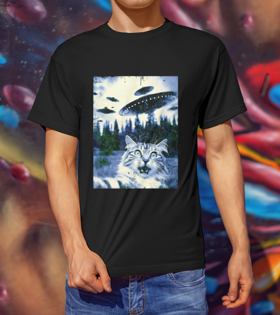 UFO Cat Extraterrestrial Surprise Scene T-Shirt