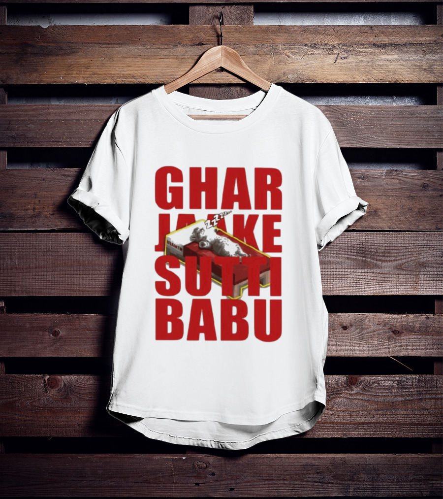 Ghar Jaake Sutti Babu Sleeping Cat On Bed ZZZ T-Shirt