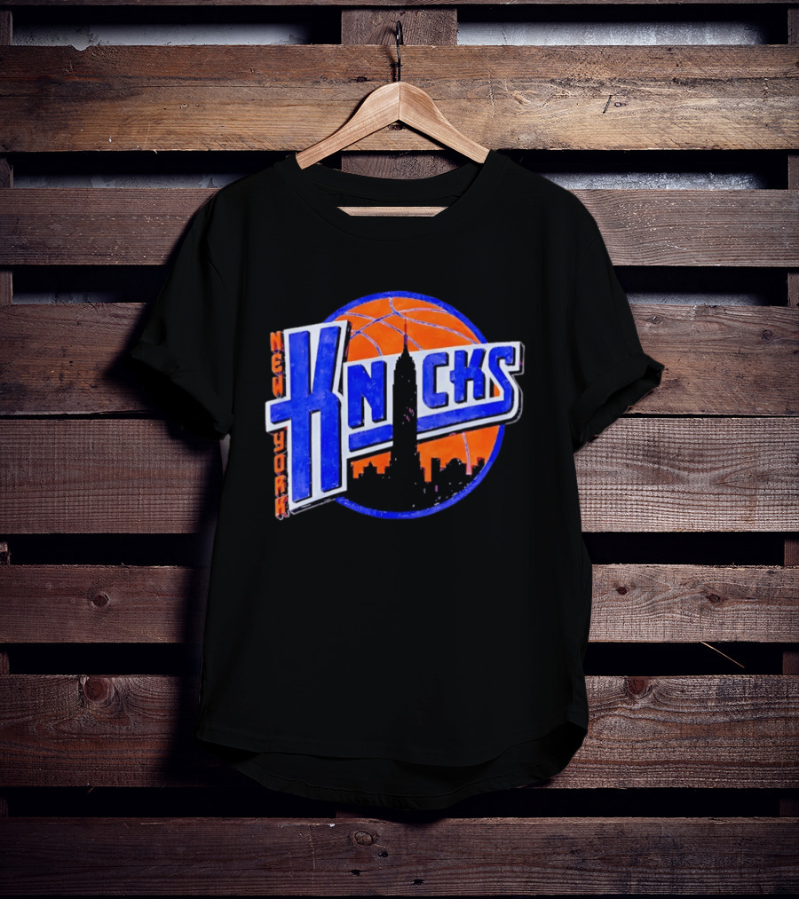 New York Knicks NBA Old School Basketball Skyline 2026 T-Shirt