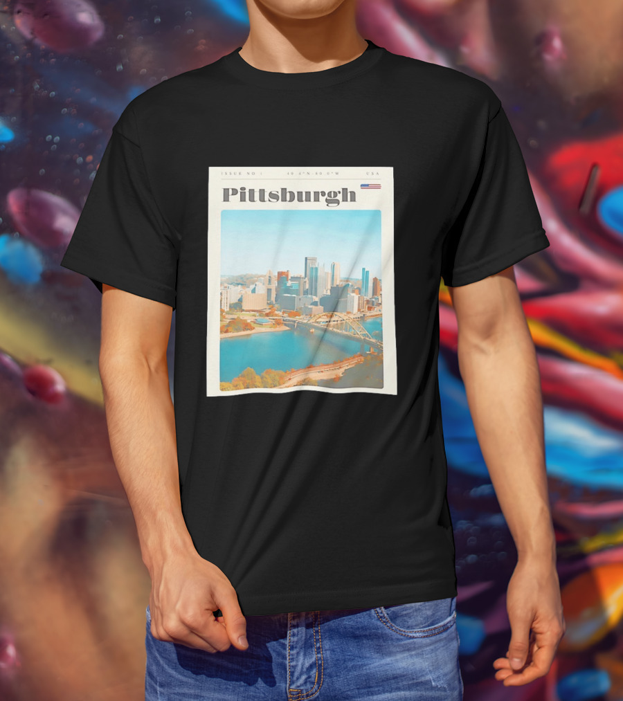 Pittsburgh Issue No 1 USA Flag 40.4°N 80.0°W Skyline T-Shirt