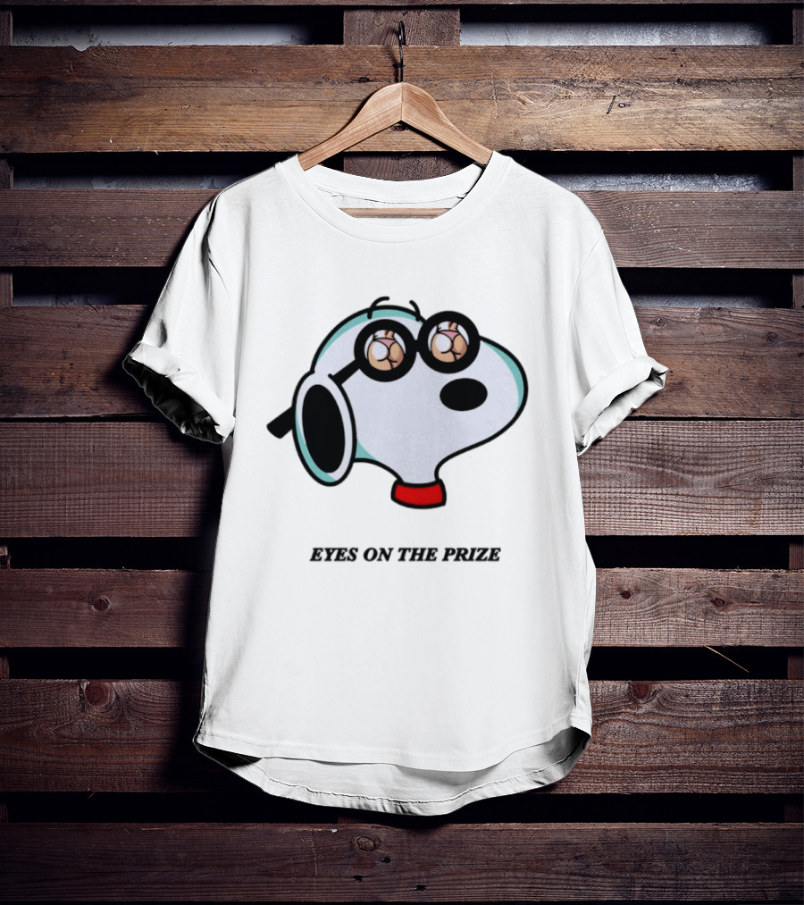 Snoopy Eyes On The Prize Vintage Peanuts Comic T-Shirt