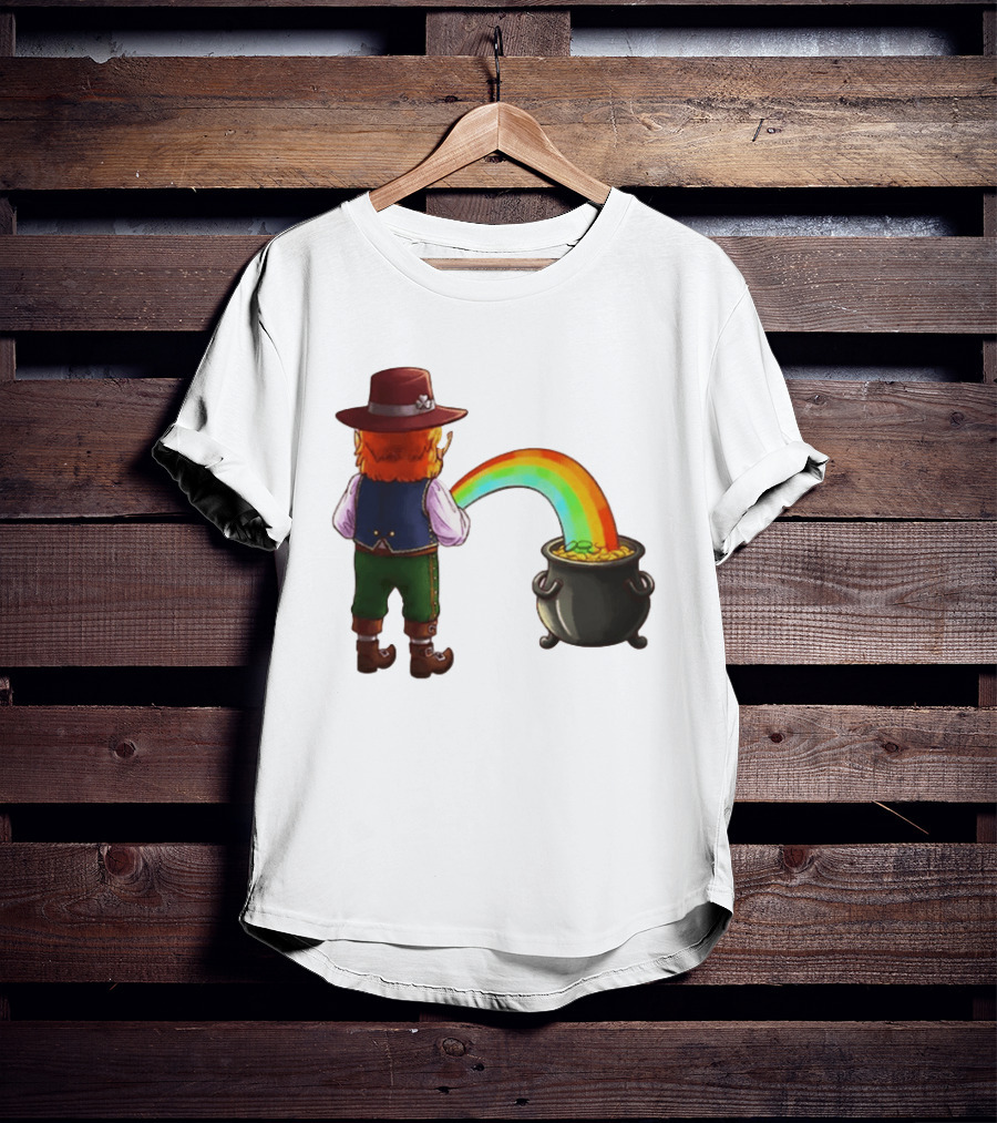 St Patricks Day Leprechaun Pissing Rainbow Into Pot Of Gold Meme T-Shirt