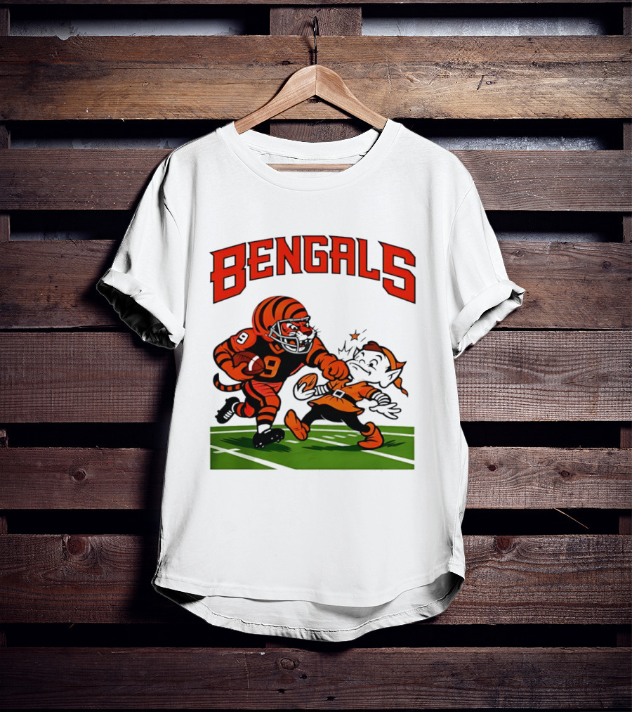 Bengals Tiger Player Tackling Browns Elf Cleveland Rivalry T-Shirt