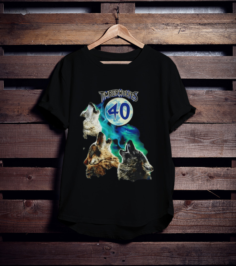 Minnesota Timberwolves 40 Wolves Howling At Blue Moon T-Shirt