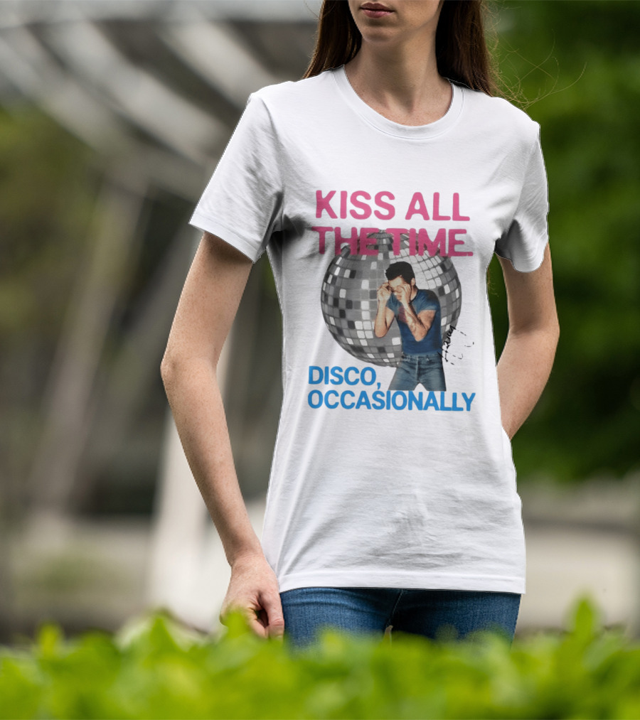 Kiss All The Time Disco Occasionally Retro Style Music Dance T-Shirt