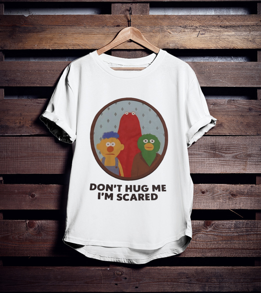 Don't Hug Me I'm Scared Puppet Characters Oval T-Shirt