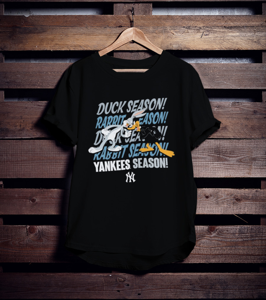 Looney Tunes X New Era MLB Yankees Season Bugs Bunny Yankees Collection T-Shirt