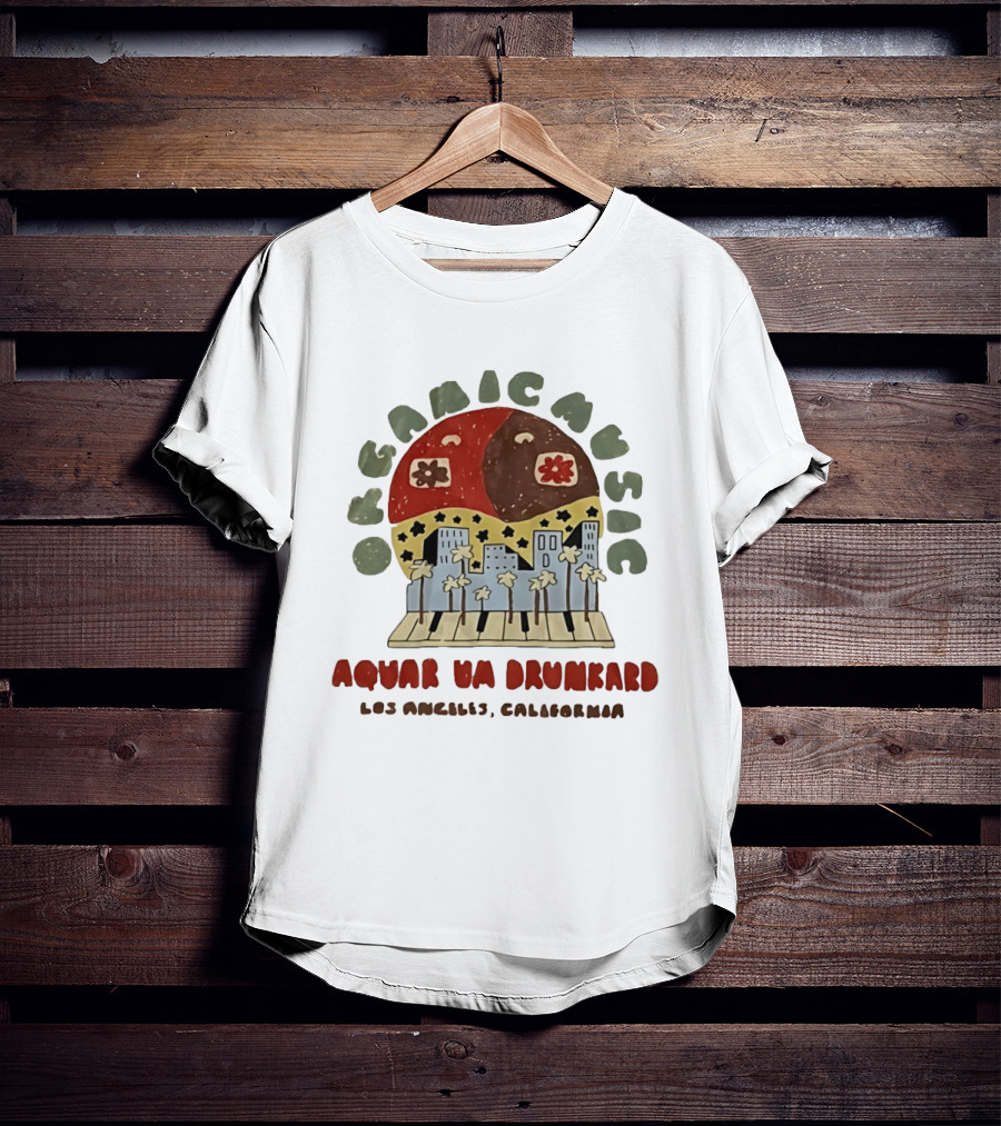 Organic Music Aquarium Drunkard Los Angeles California City Skyline Piano T-Shirt