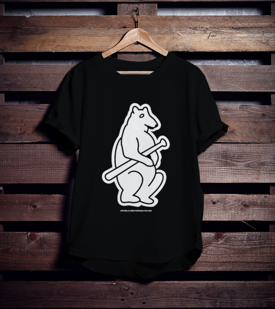 Chicago Cubs Mitchell & Ness Vintage Bear With Bat T-Shirt