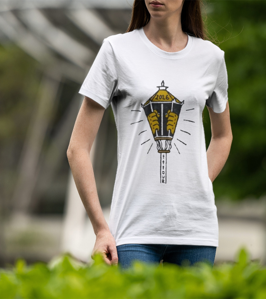 Taco Hemingway 2026 Uwięziony Tour Lantern With Hands T-Shirt