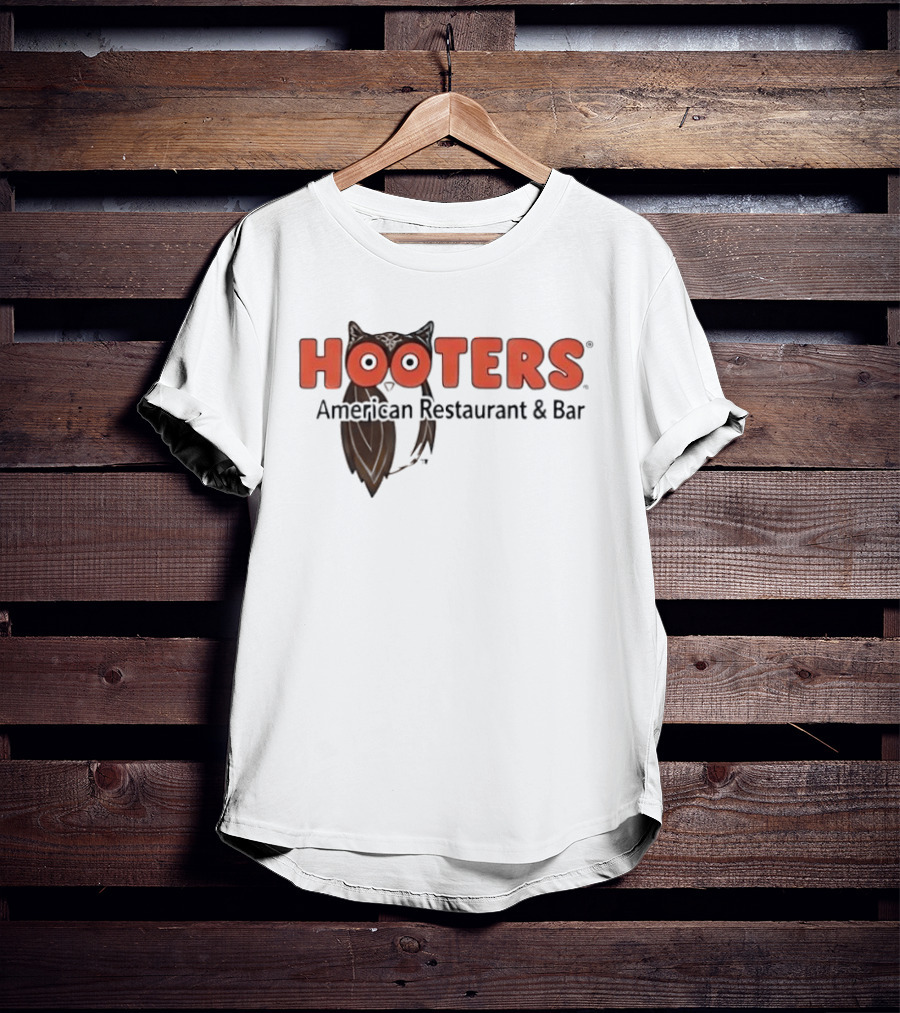 Hooters American Restaurant And Bar Owl Icon Trademark T-Shirt