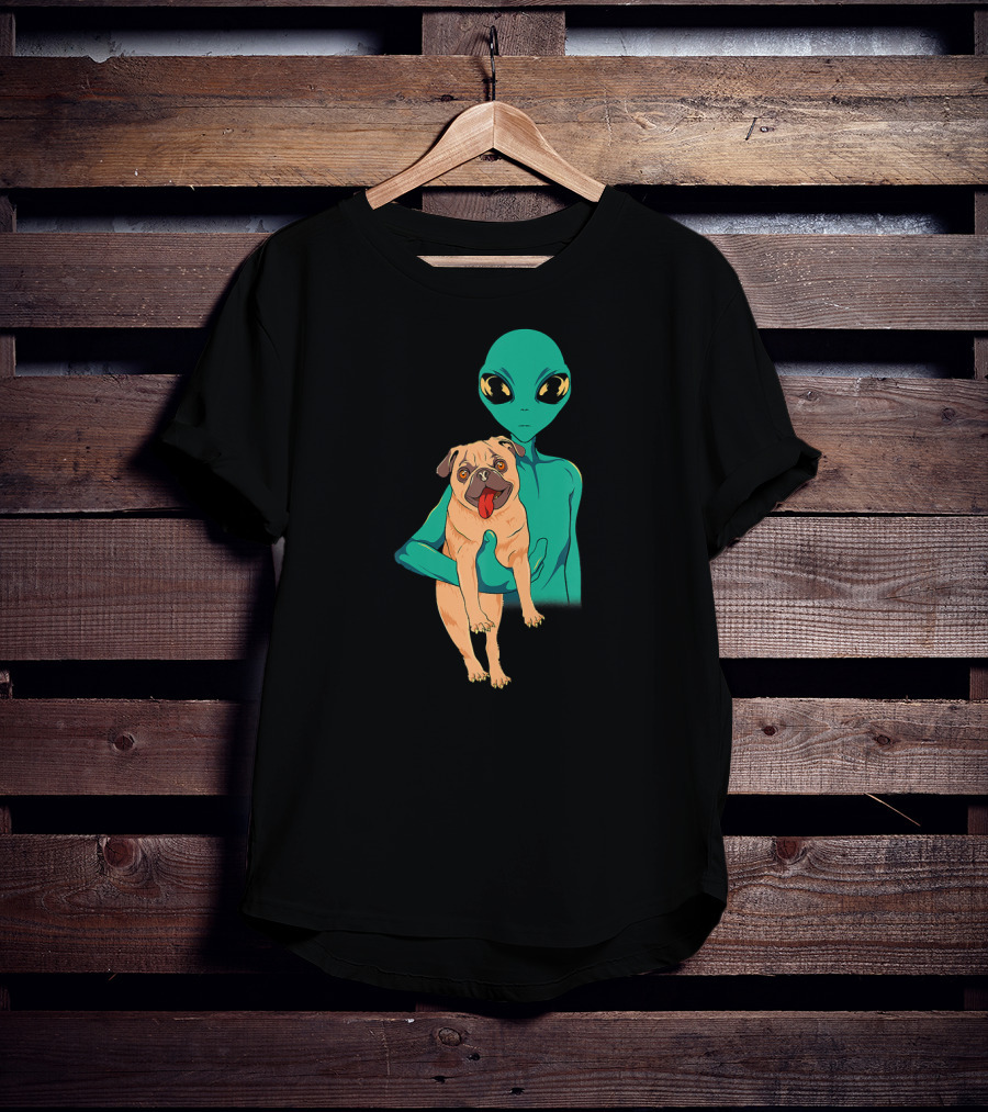 Funny Pug Alien Trippy Dog With Green Extraterrestrial T-Shirt