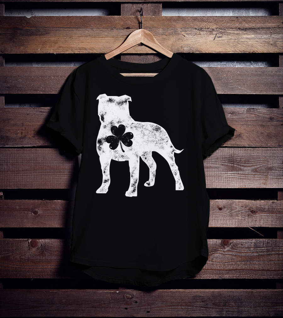 Pit Bull Shamrock St Patricks Day Dog Lover Men T-Shirt