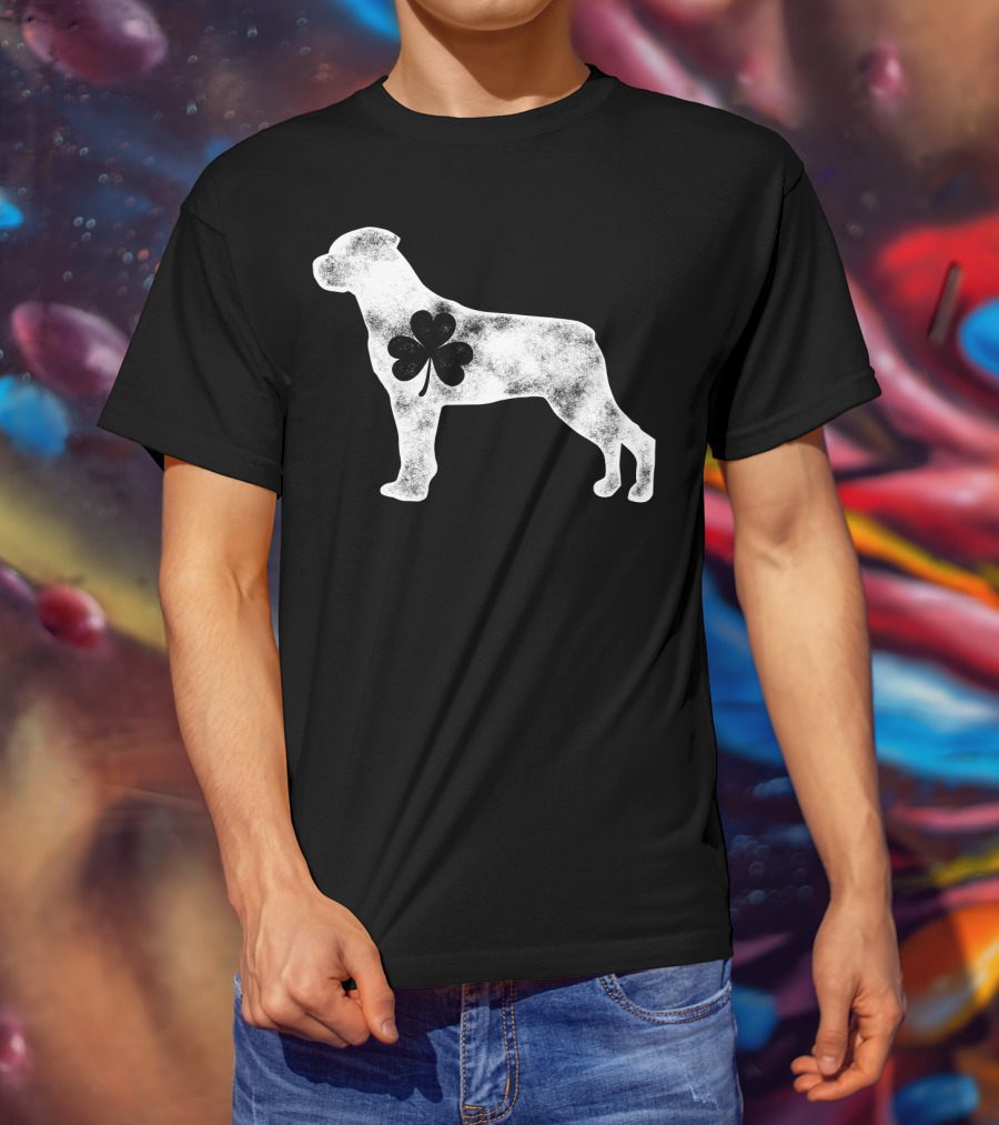 Rottweiler Shamrock St Patricks Day Dog Lover Men T-Shirt
