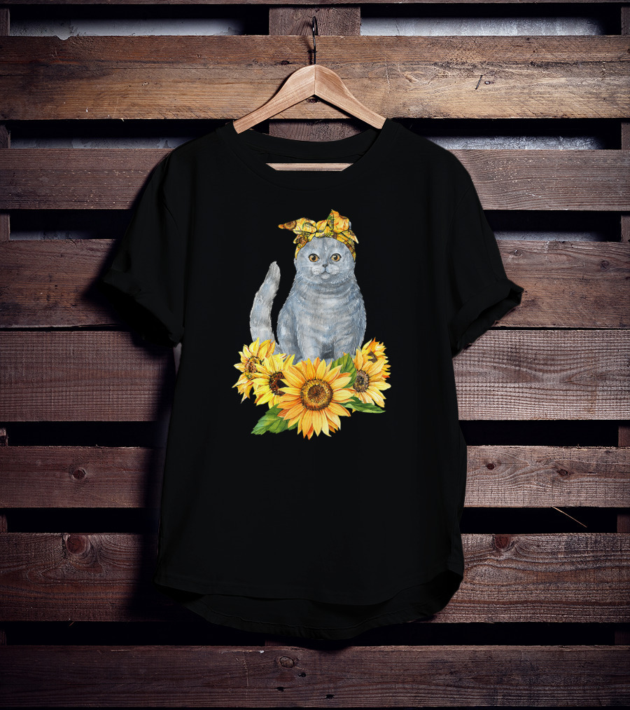 Hippie Cat With Sunflower Bandana And Sunflowers Cute Cat Lover T-Shirt