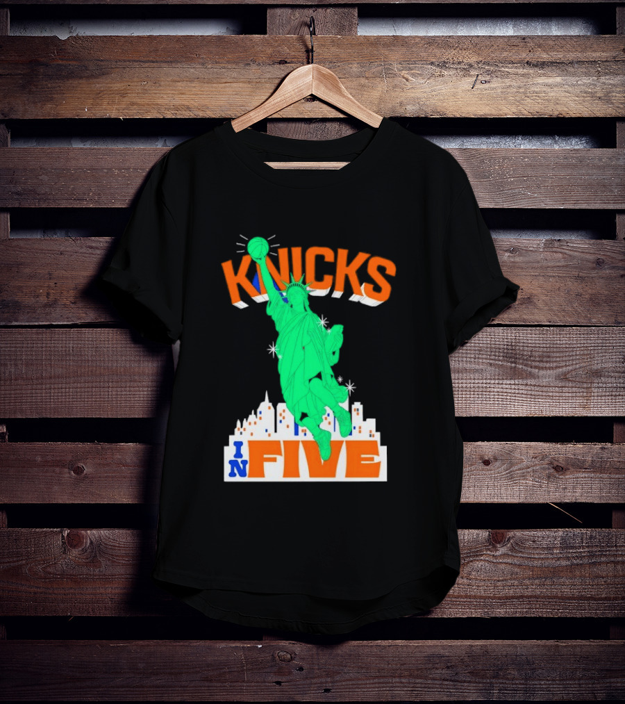Knicks Statue Of Liberty Dunk In Five Basketball Cartoon Skyline T-Shirt