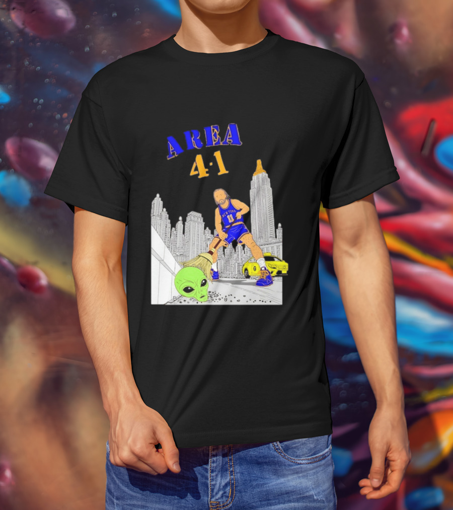 AREA 4 1 Jalen Brunson New York Knicks Vs Alien San Antonio Spurs T-Shirt