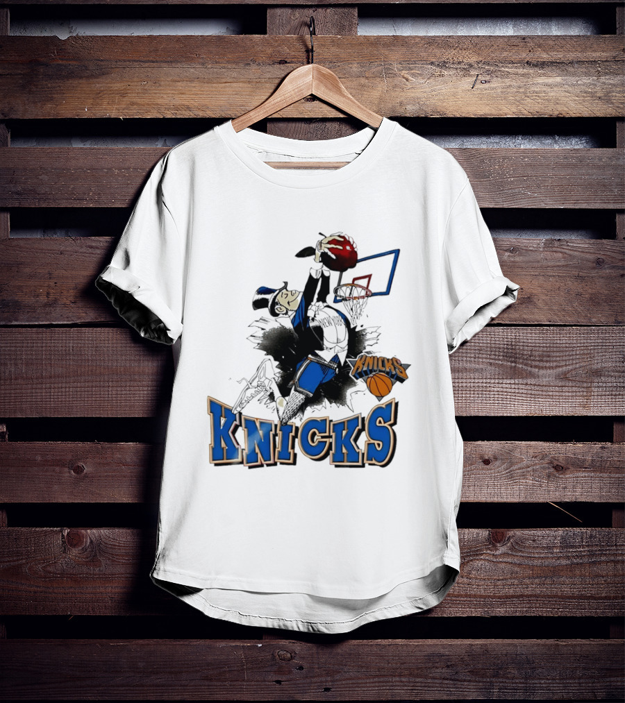 New York Knicks Dunking Red Apple Knicks Text Blue Basketball T-Shirt
