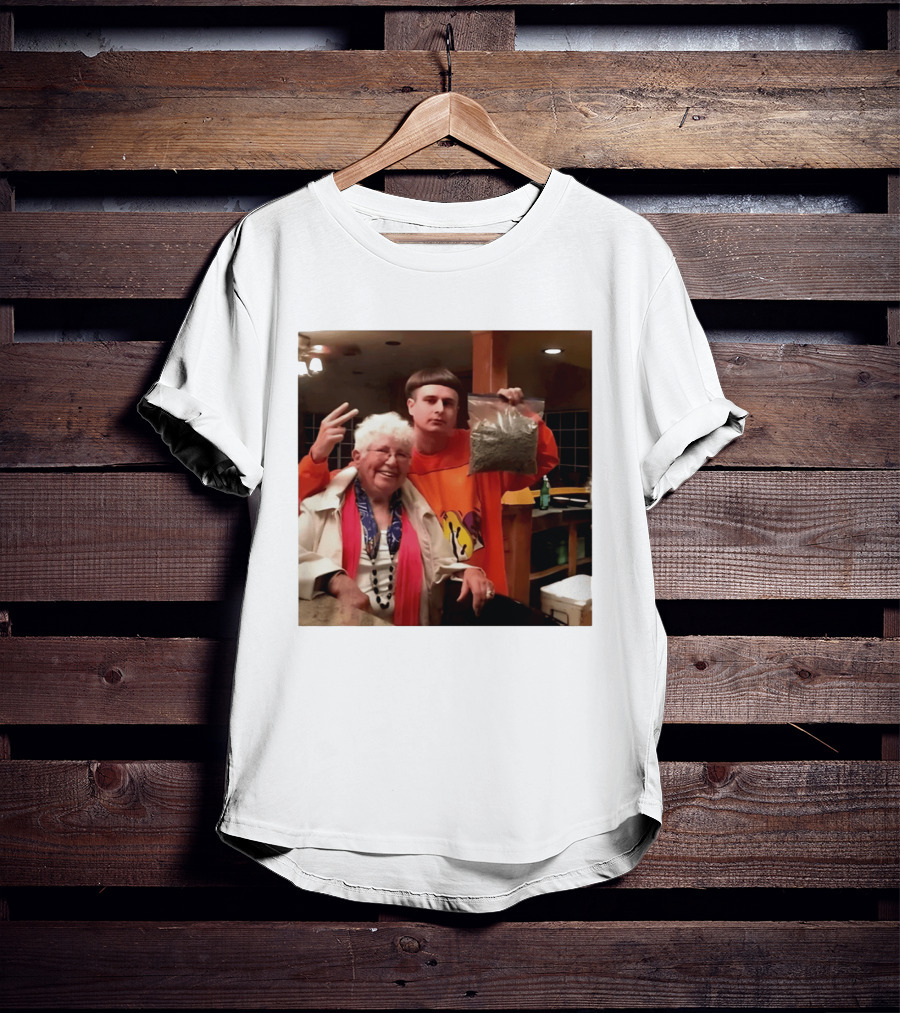 Oliver Tree Weed Grandma Memorial RIP Oliver Tree T-Shirt