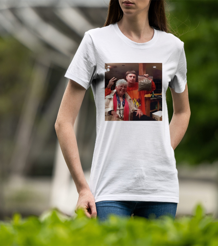 Oliver Tree Weed Grandma Memorial RIP Oliver Tree T-Shirt