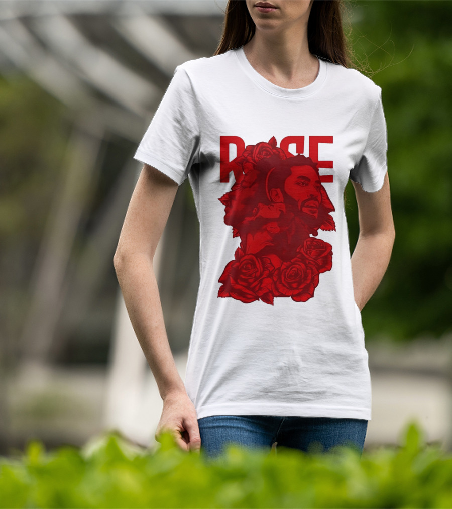 Derrick Rose Red Rose Portrait With Decorative Roses T-Shirt
