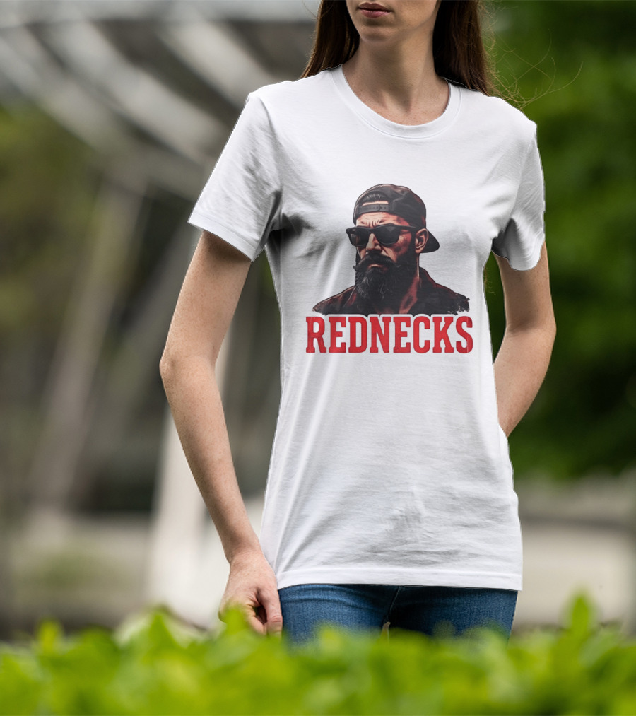 Rednecks Bearded Man Sunglasses Country Life T-Shirt
